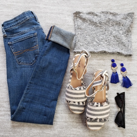 ๐จON SALE//The Poppy// grey espadrille platform - Picture 5 of 7